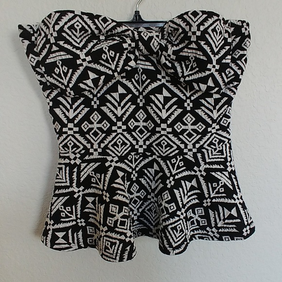 Charlotte Russe Tops - Juniors L CHARLOTTE RUSSE black white Strapless